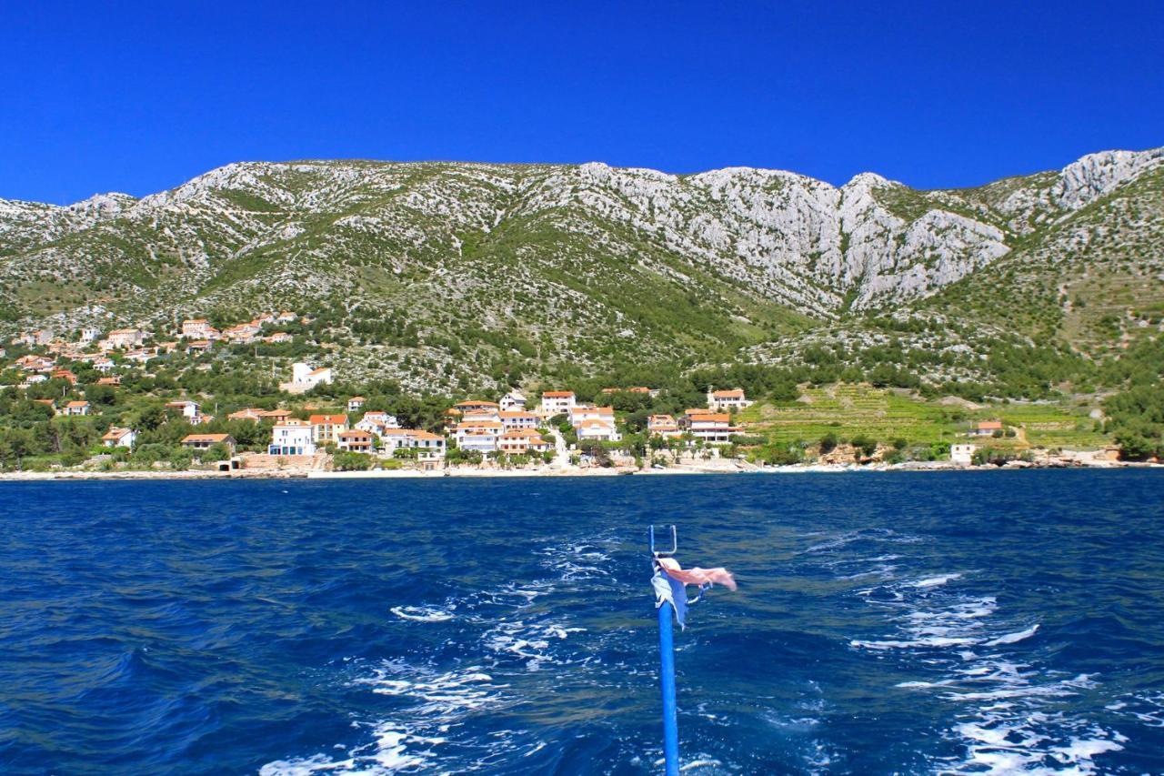 Apartments With A Parking Space Zavala, Hvar - 8912 Exterior photo